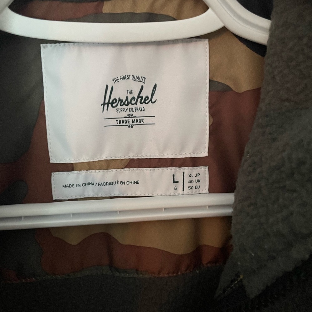 Herschel  men’s zip up teddy sweater size large - Picture 6 of 8
